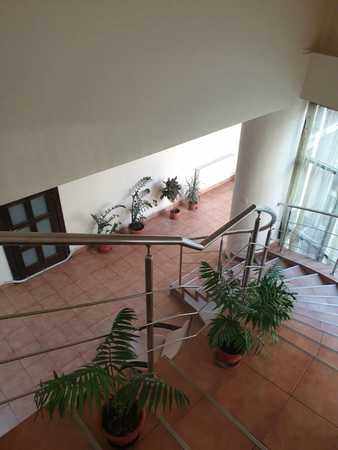 Pension Ambiance Iasi Exterior photo